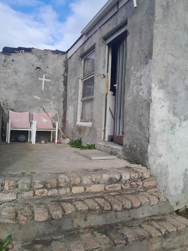 8 Bedroom Property for Sale in Caledon Western Cape